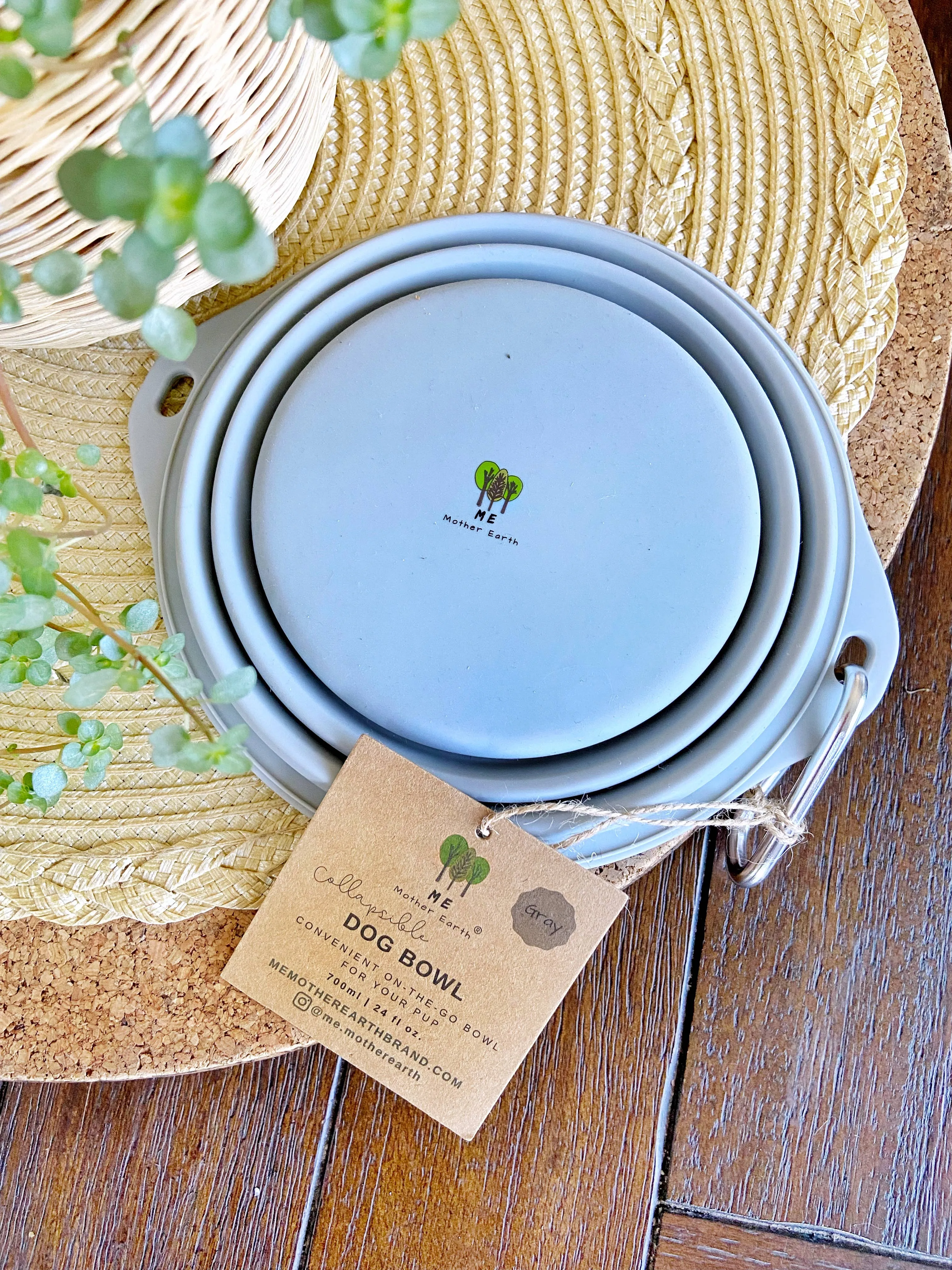 Me Mother Earth- Collapsible Silicone Dog Bowl